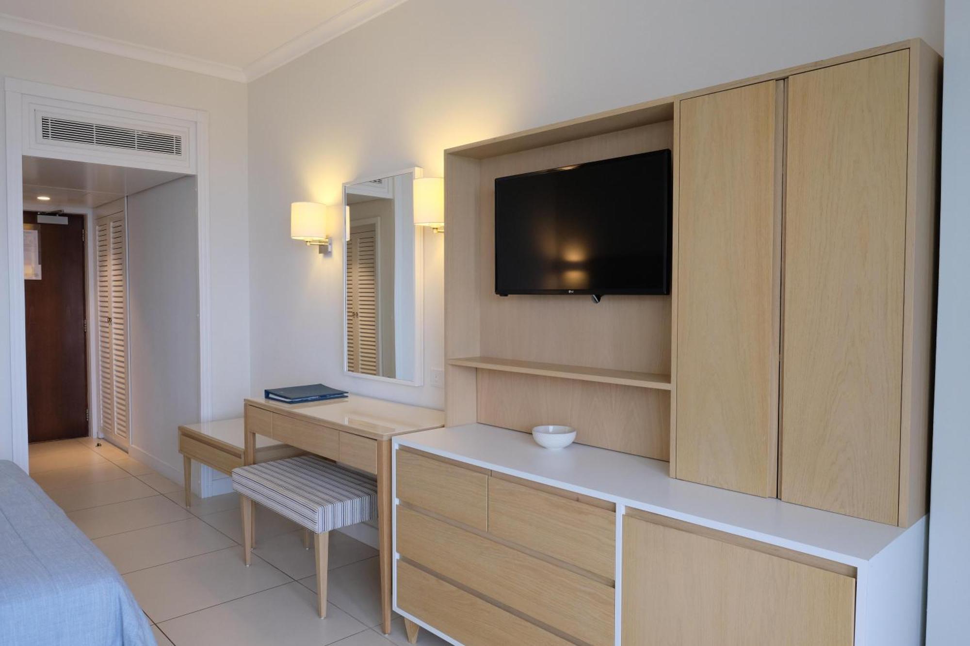 Sunrise Beach Hotel بروتاراس المظهر الخارجي الصورة